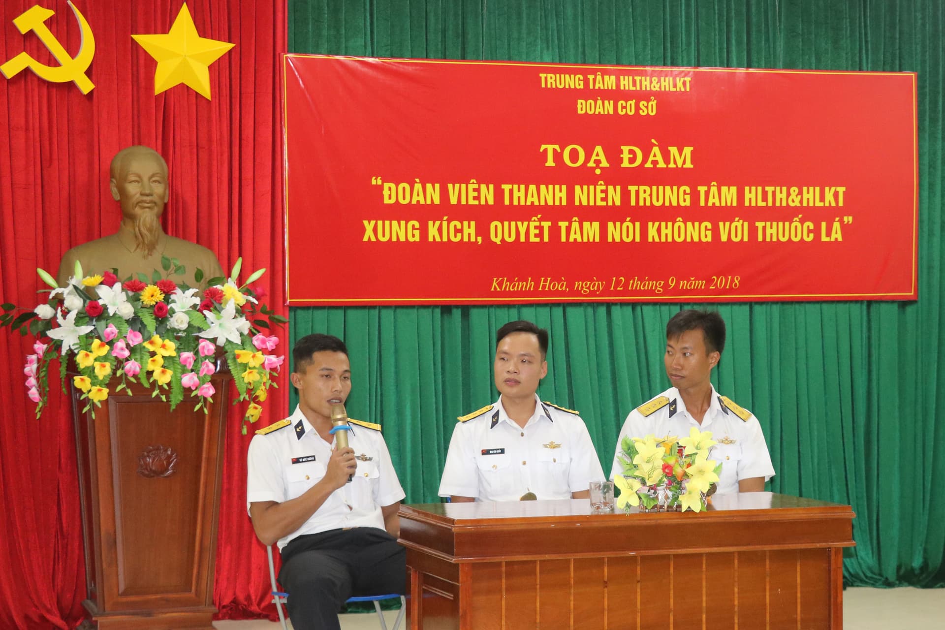 Tọa đàm: Đoàn viên thanh niên Trung tâm huấn luyện kíp tàu quyết tâm nói không với thuốc lá