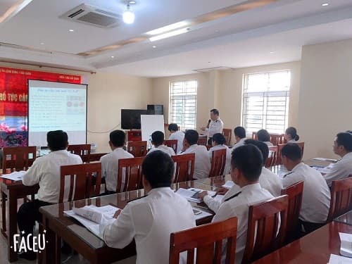 Vùng 1 Hải quân tập huấn cấp cứu cơ bản cho đội ngũ bác sĩ, nhân viên quân y