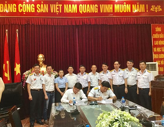 Bộ Tham mưu Hải quân và Công ty TNHH MTV Thông tin điện tử Hàng hải Việt Nam
