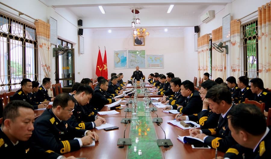 Vùng 1 kiểm tra SSCĐ và công tác chuẩn bị đón Tết nguyên đán năm 2023 tại Lữ đoàn 147