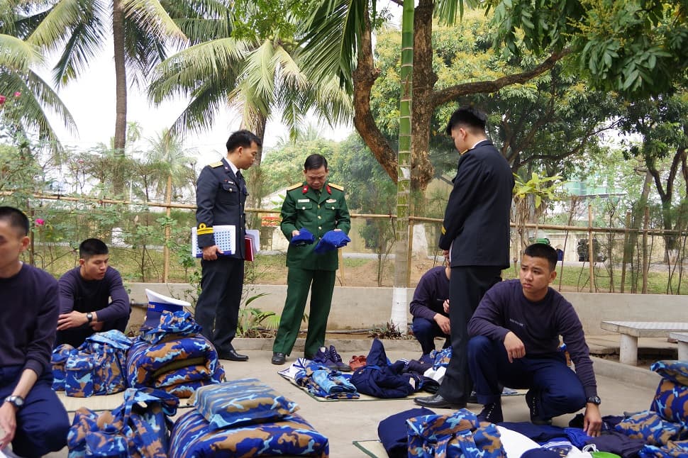 Kiểm tra công tác quân nhu tại Lữ đoàn 131