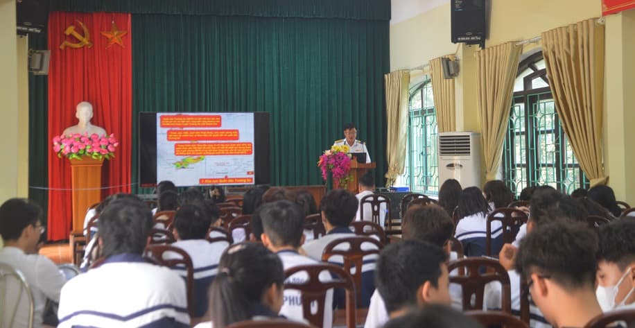 Trung tâm 47: Thông tin về biển đảo và thu hút nguồn nhân lực tại tỉnh Hà Nam