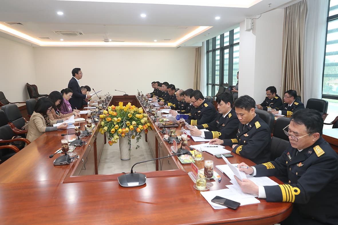 Ủy ban Trung ương Mặt trận Tổ quốc Việt Nam làm việc với Bộ Tư lệnh Hải quân