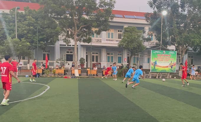 Tuổi trẻ Tiểu đoàn 158 tổ chức giao hữu thể thao