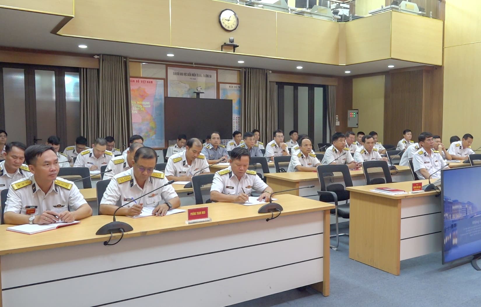 Vùng 3 quán triệt, triển khai thực hiện nghị quyết của Bộ Chính trị