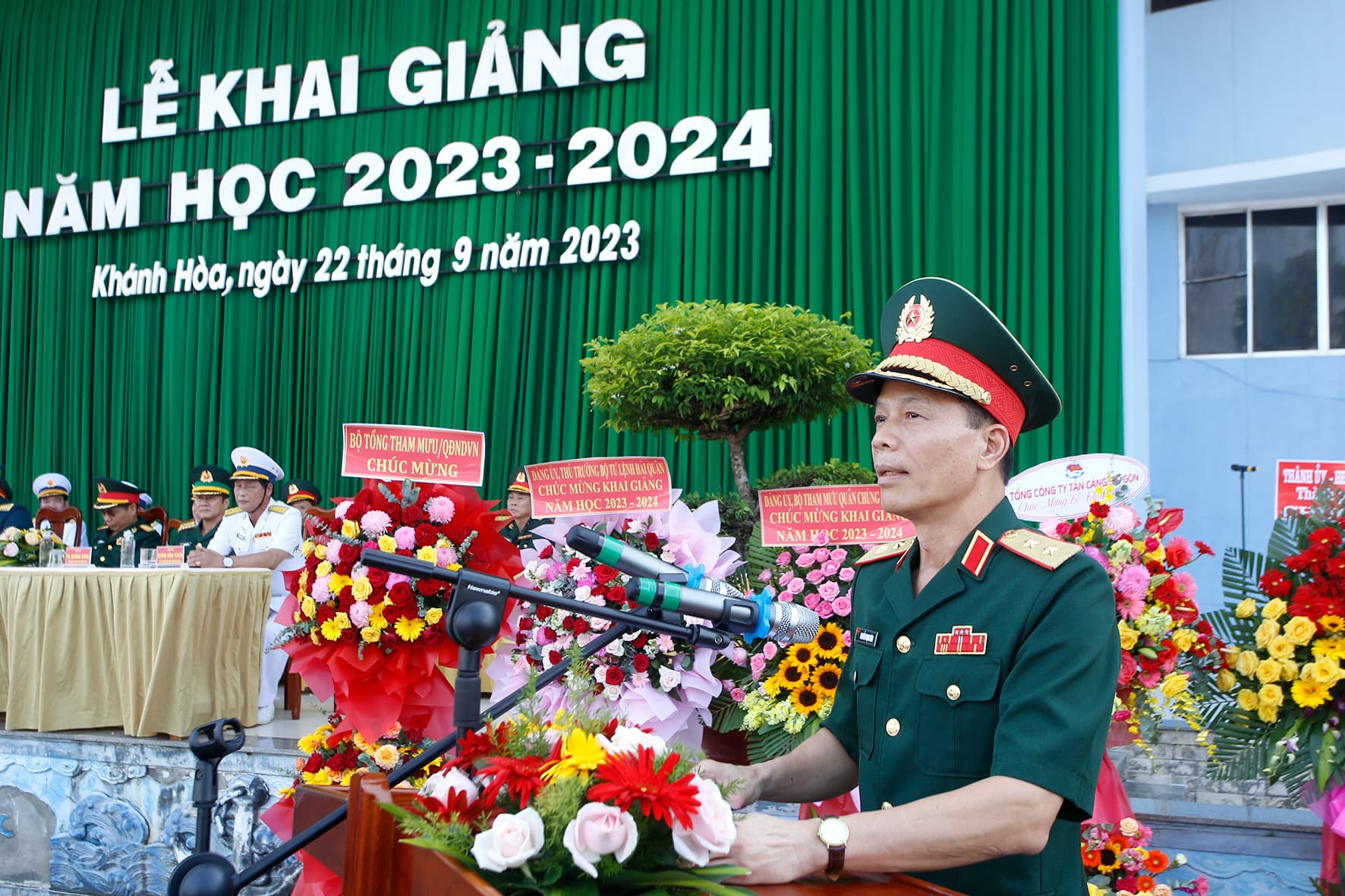 Trung tướng Nguyễn Trọng Bình dự khai giảng năm học 2023-2024 tại Học viện Hải quân
