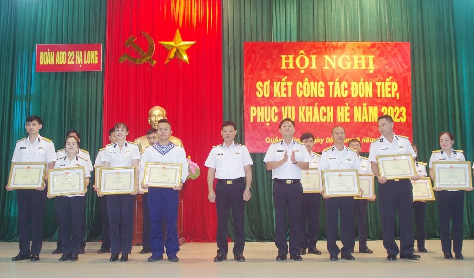 Đoàn 22 Hạ Long: Hội nghị sơ kết công tác đón tiếp, phục vụ khách hè năm 2023
