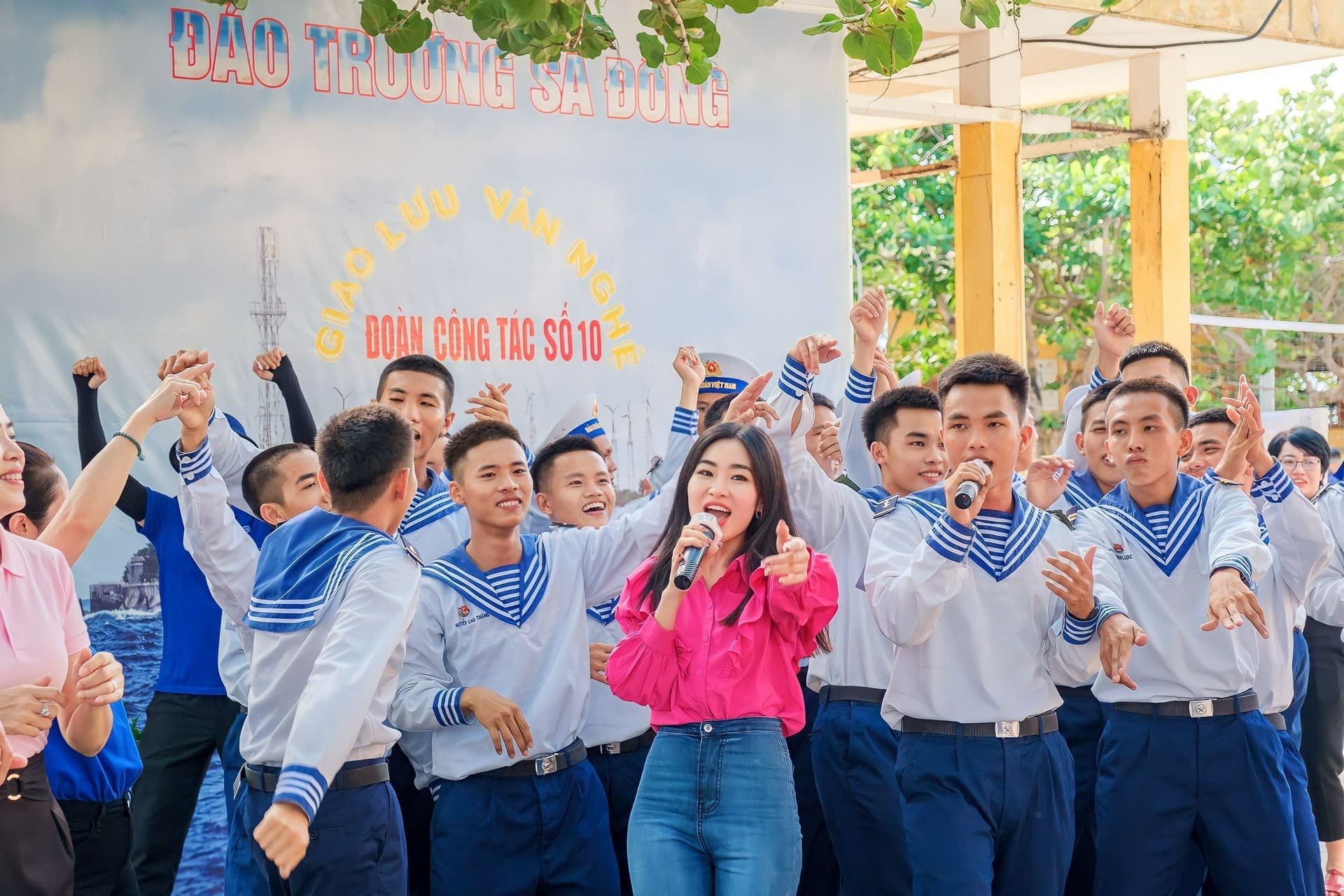 Gương mặt trẻ tiêu biểu Hà Myo và “Ký sự Trường Sa”
