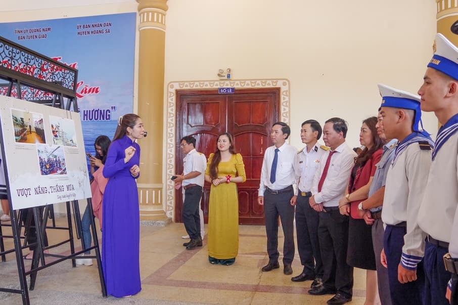 Triển lãm “Tuổi trẻ với biển, đảo quê hương” tại Quảng Nam