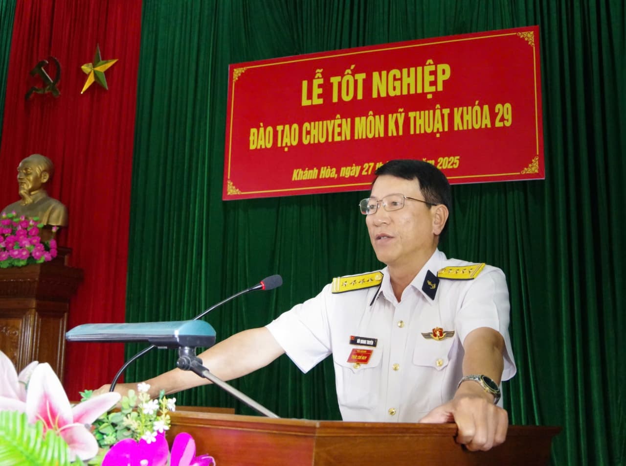 Trung tâm Huấn luyện Vùng 4 tổ chức lễ tốt nghiệp đào tạo chuyên môn kỹ thuật