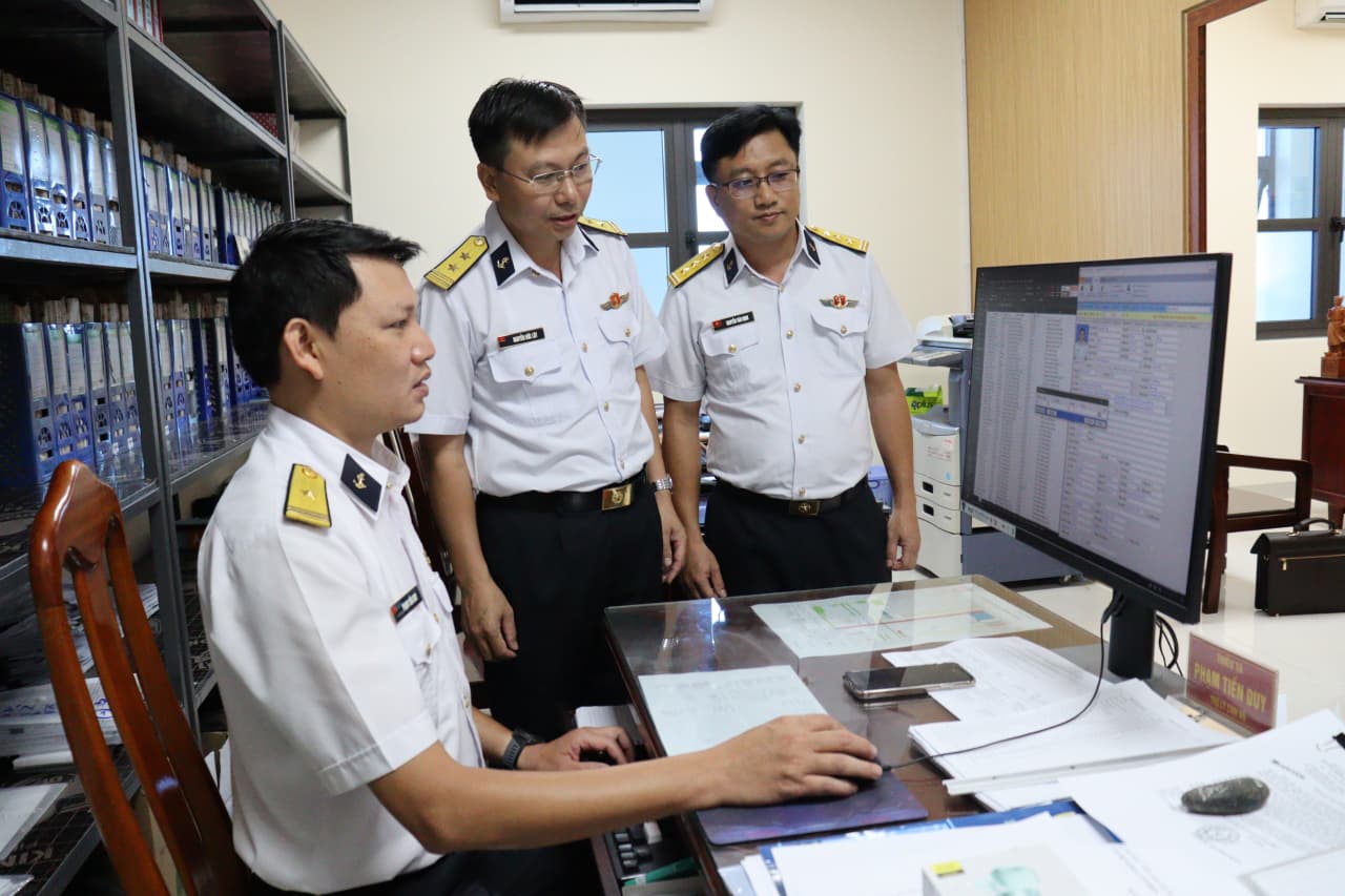 Học viện Hải quân đẩy mạnh phát triển khoa học công nghệ, đổi mới sáng tạo và chuyển đổi số