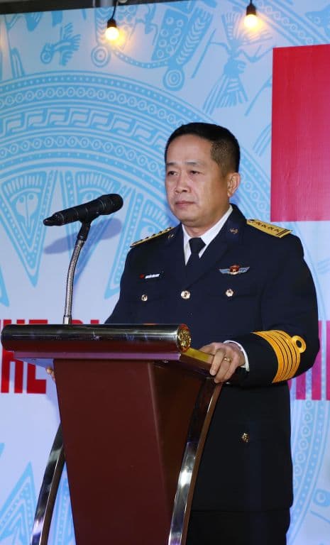 Đoàn công tác Hải quân Việt Nam chào xã giao chính quyền thành phố Kure, tỉnh Hiroshima, Nhật Bản