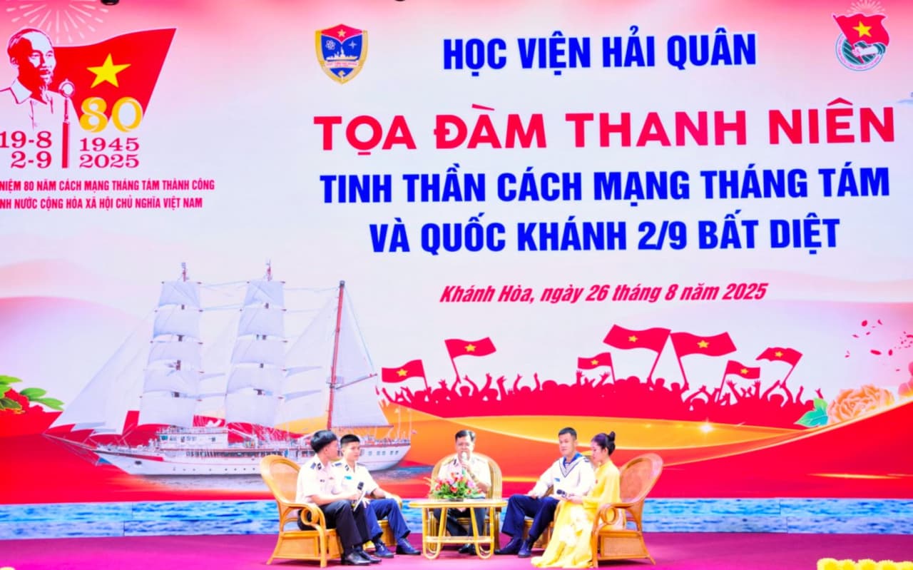 Học viện Hải quân: Toạ đàm thanh niên “Tinh thần Cách mạng tháng Tám và Quốc khánh 2/9 bất diệt”
