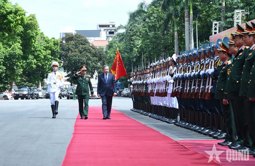 Phát biểu khai mạc của Đại tướng Phan Văn Giang tại Đại hội Thi đua Quyết thắng toàn quân lần thứ XI