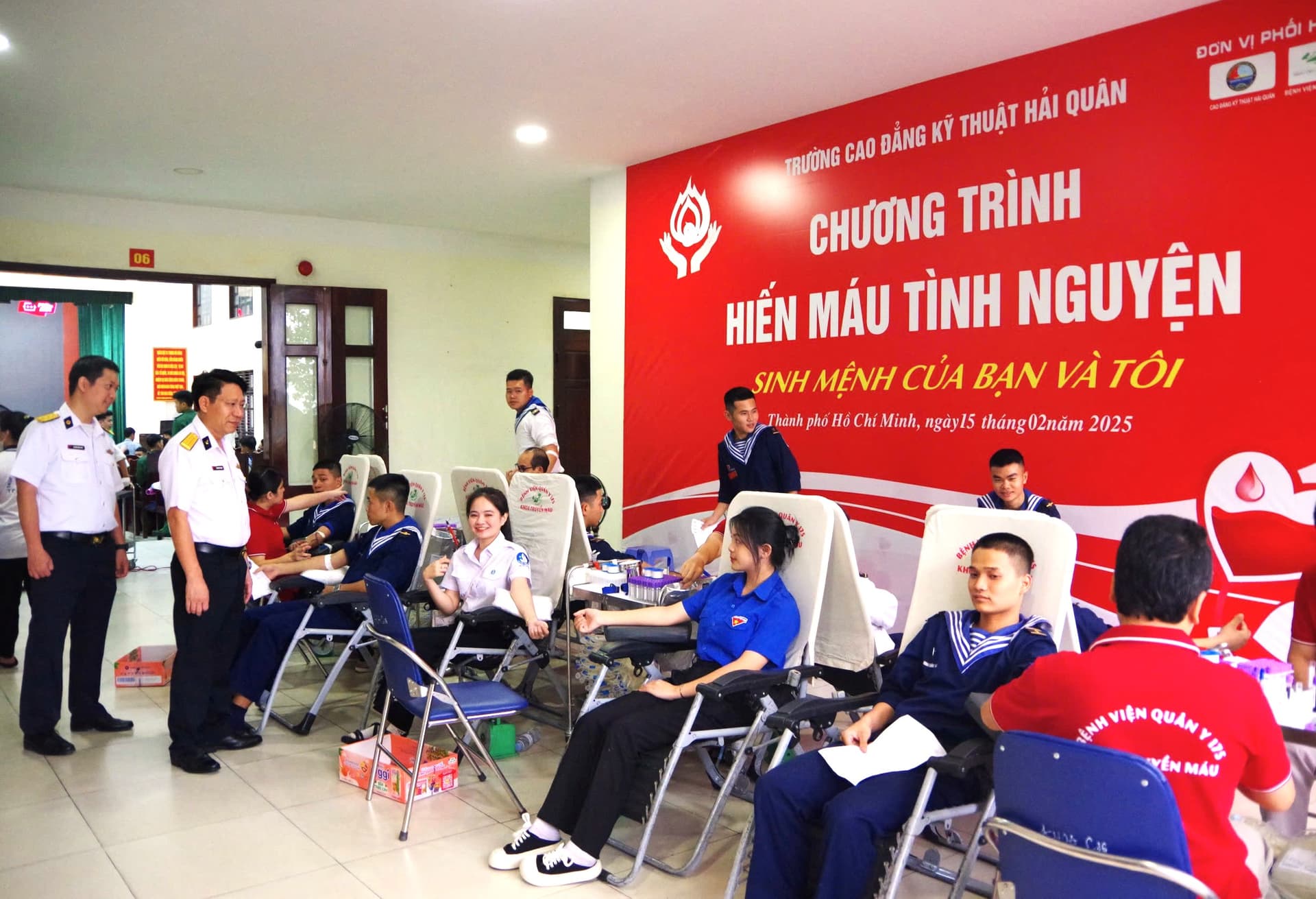 Ngày hội hiến máu ở Trường Cao đẳng Kỹ thuật Hải quân
