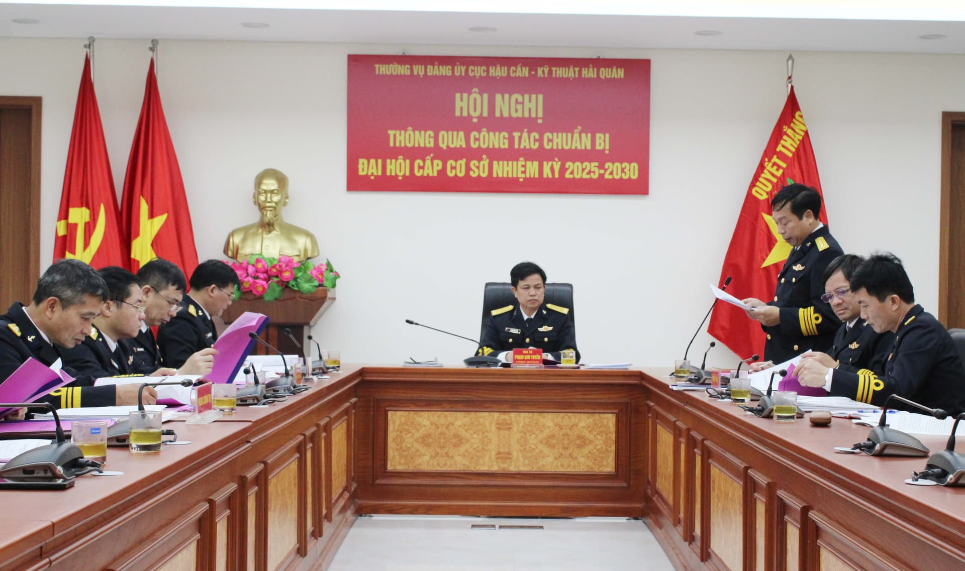 Đảng ủy Cục Hậu cần - Kỹ thuật thông qua công tác chuẩn bị đại hội hội đảng bộ, chi bộ cơ sở