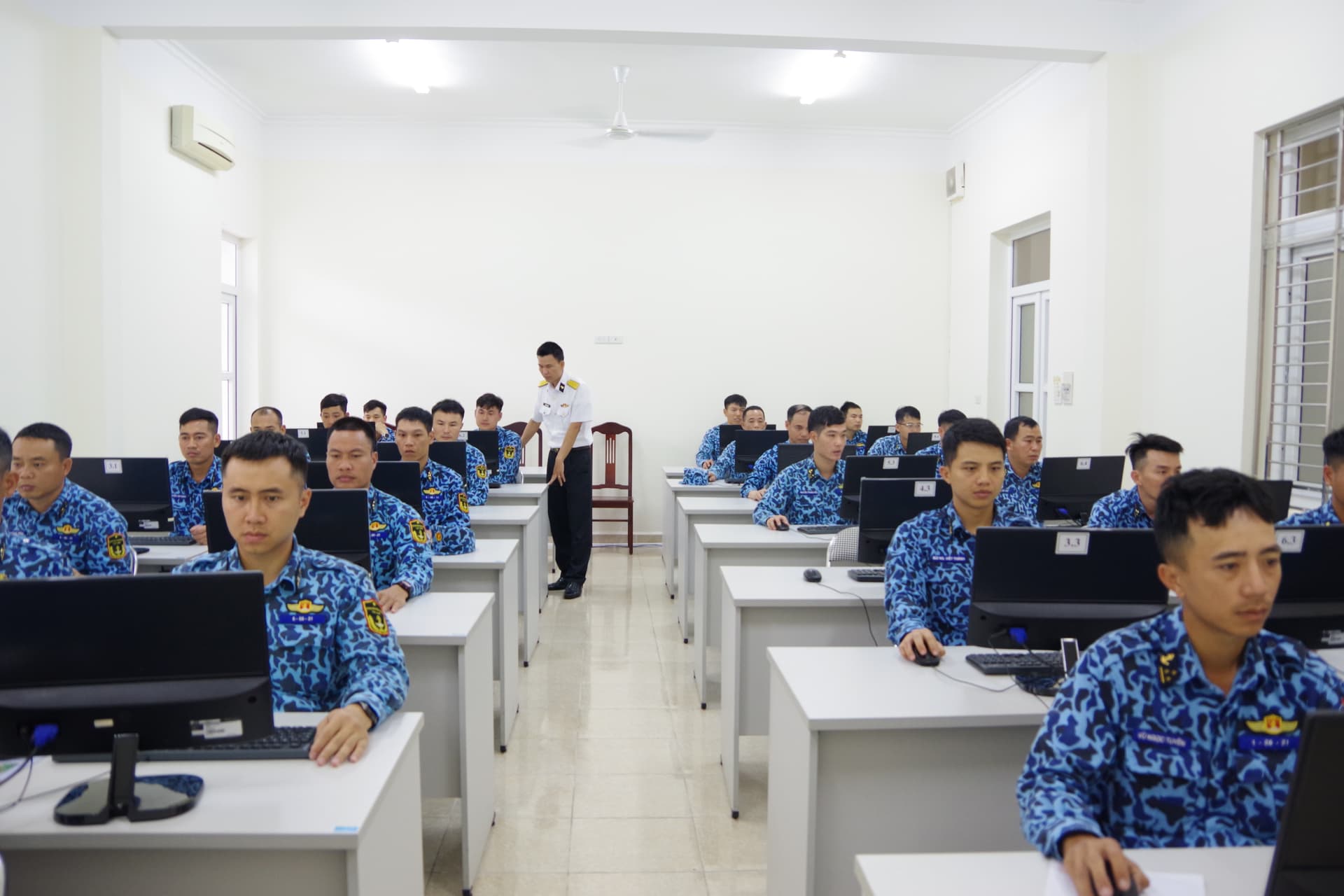 Lữ đoàn 189 kiểm tra kết thúc huấn luyện nhiệm vụ 1
