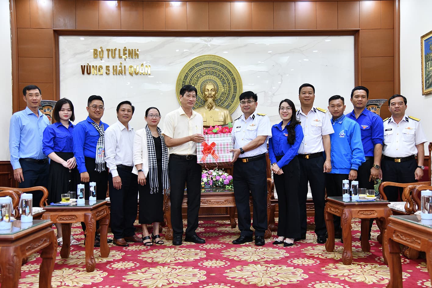 Đoàn công tác Trường Chính trị Cà Mau nghiên cứu thực tế tại Vùng 5
