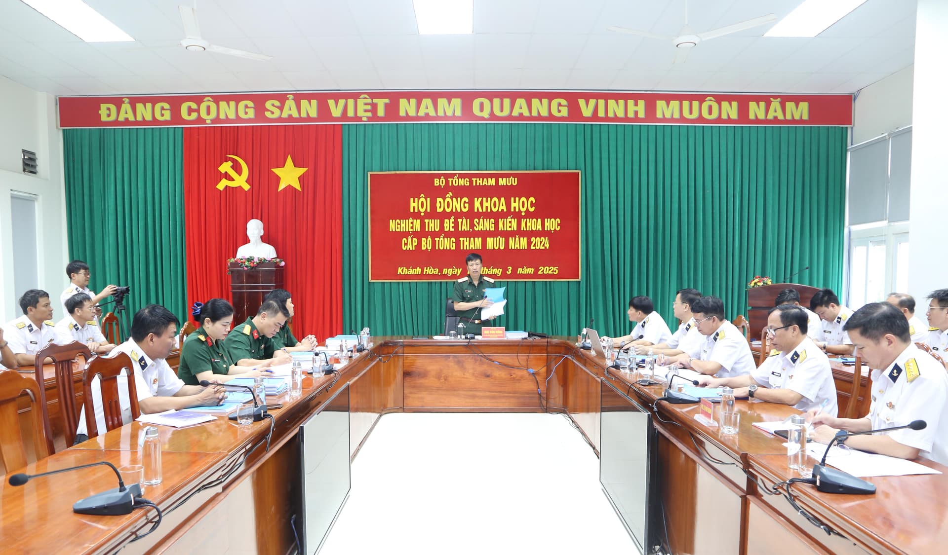 Nghiệm thu đề tài, sáng kiến khoa học của Học viện Hải quân