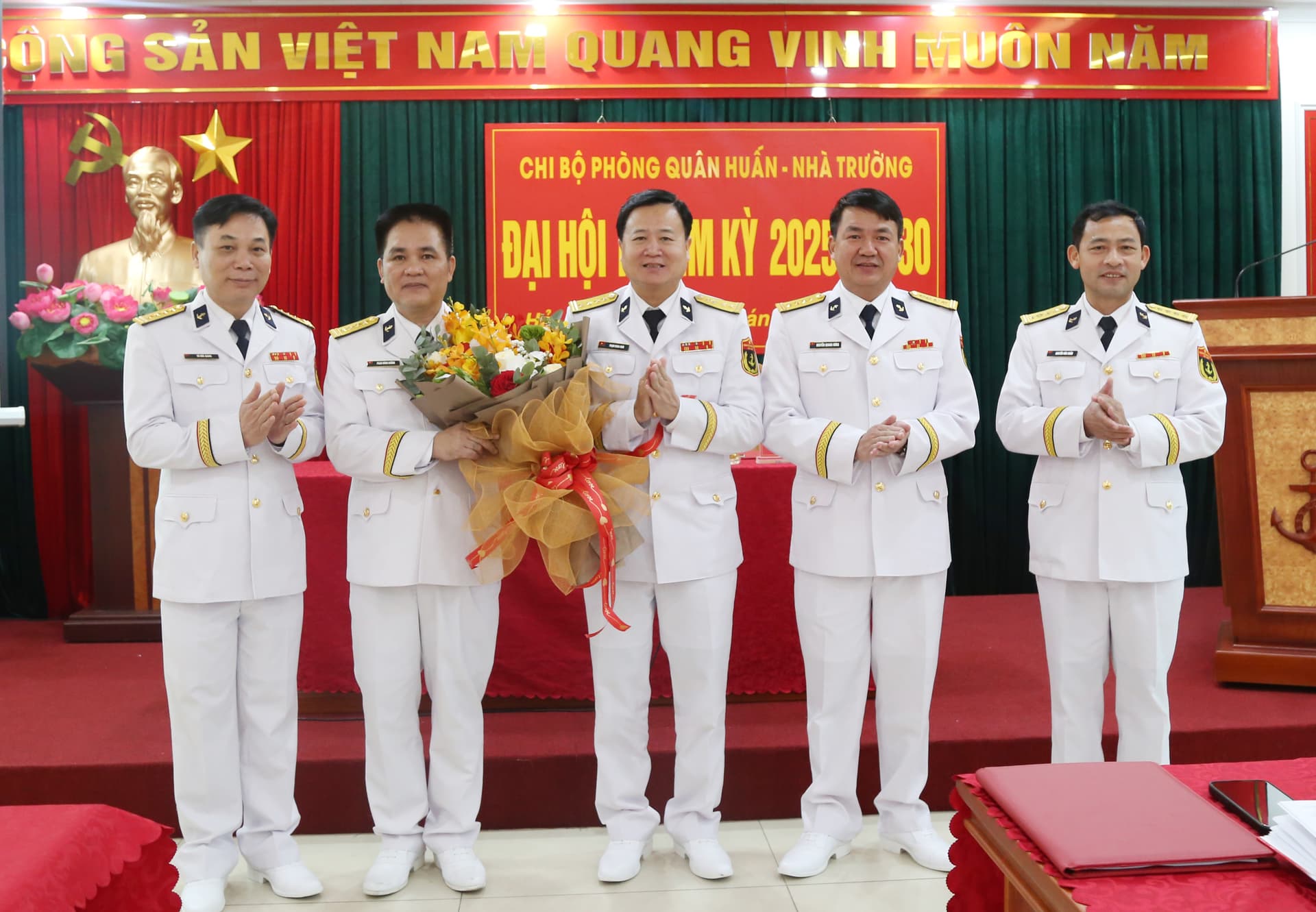 Chi bộ Phòng Quân huấn-Nhà trường: Tham mưu, đề xuất nâng cao chất lượng huấn luyện-đào tạo
