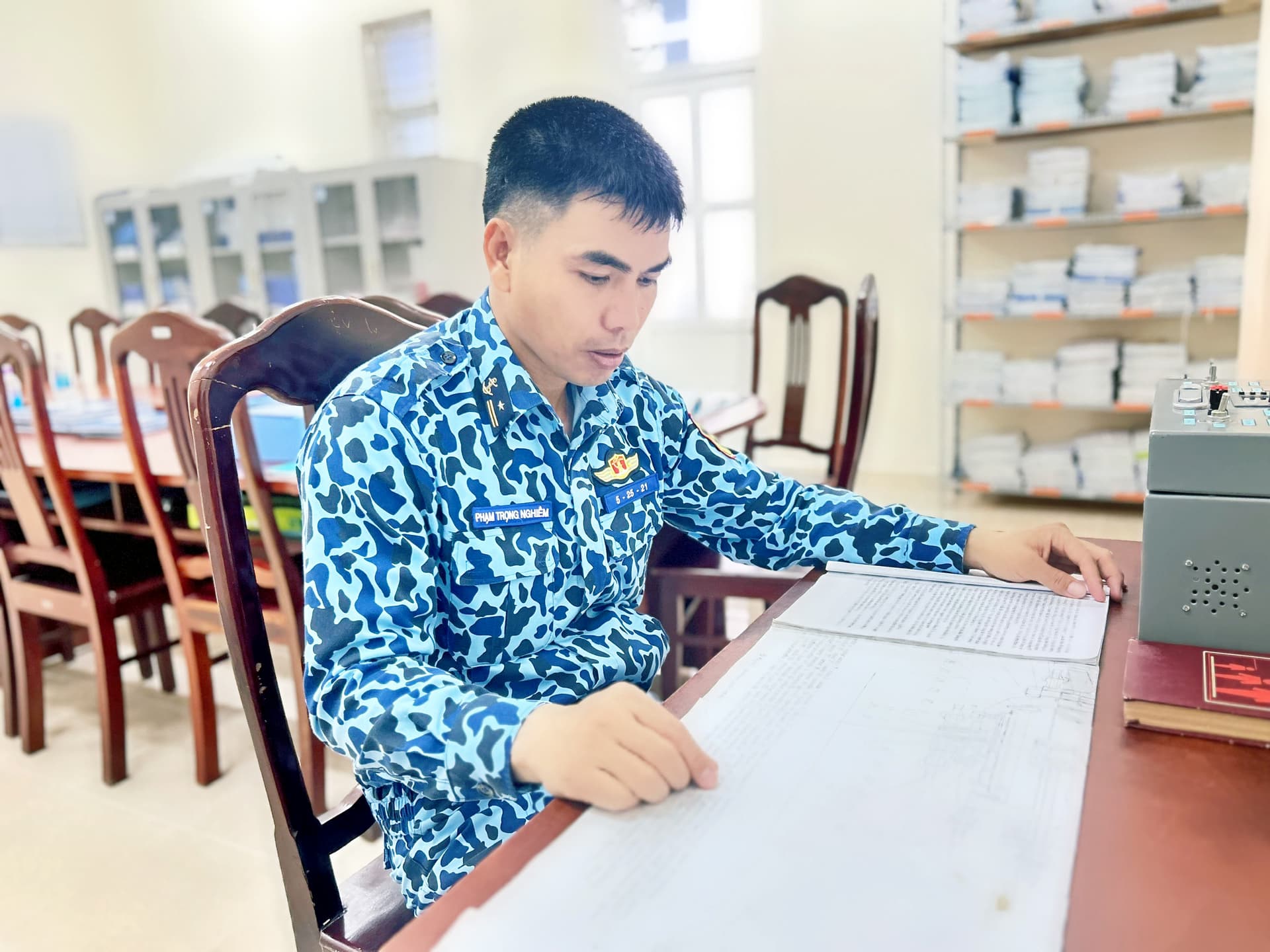 Thủy thủ tàu ngầm tâm huyết, sáng tạo