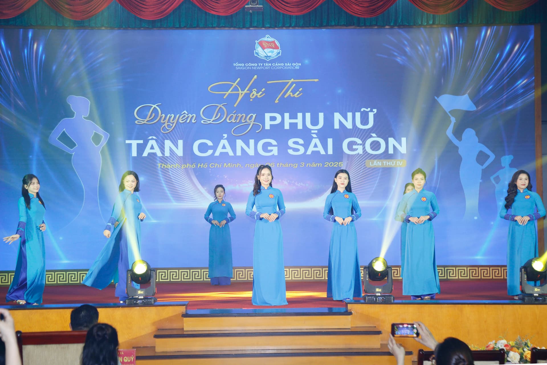 Hội thi duyên dáng phụ nữ Tân cảng Sài Gòn