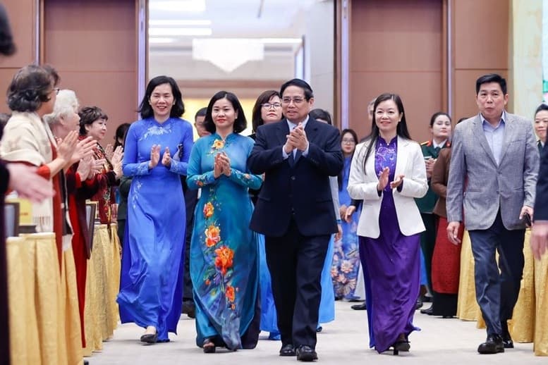 Thủ tướng Phạm Minh Chính: Cần có thêm giải thưởng vinh danh phụ nữ xuất sắc trên các lĩnh vực