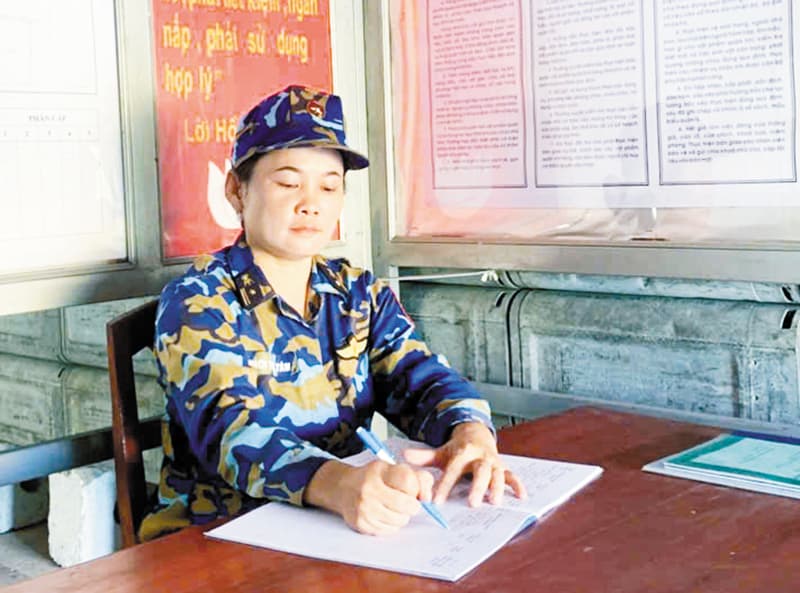 Nữ thủ kho đạn tâm huyết, trách nhiệm
