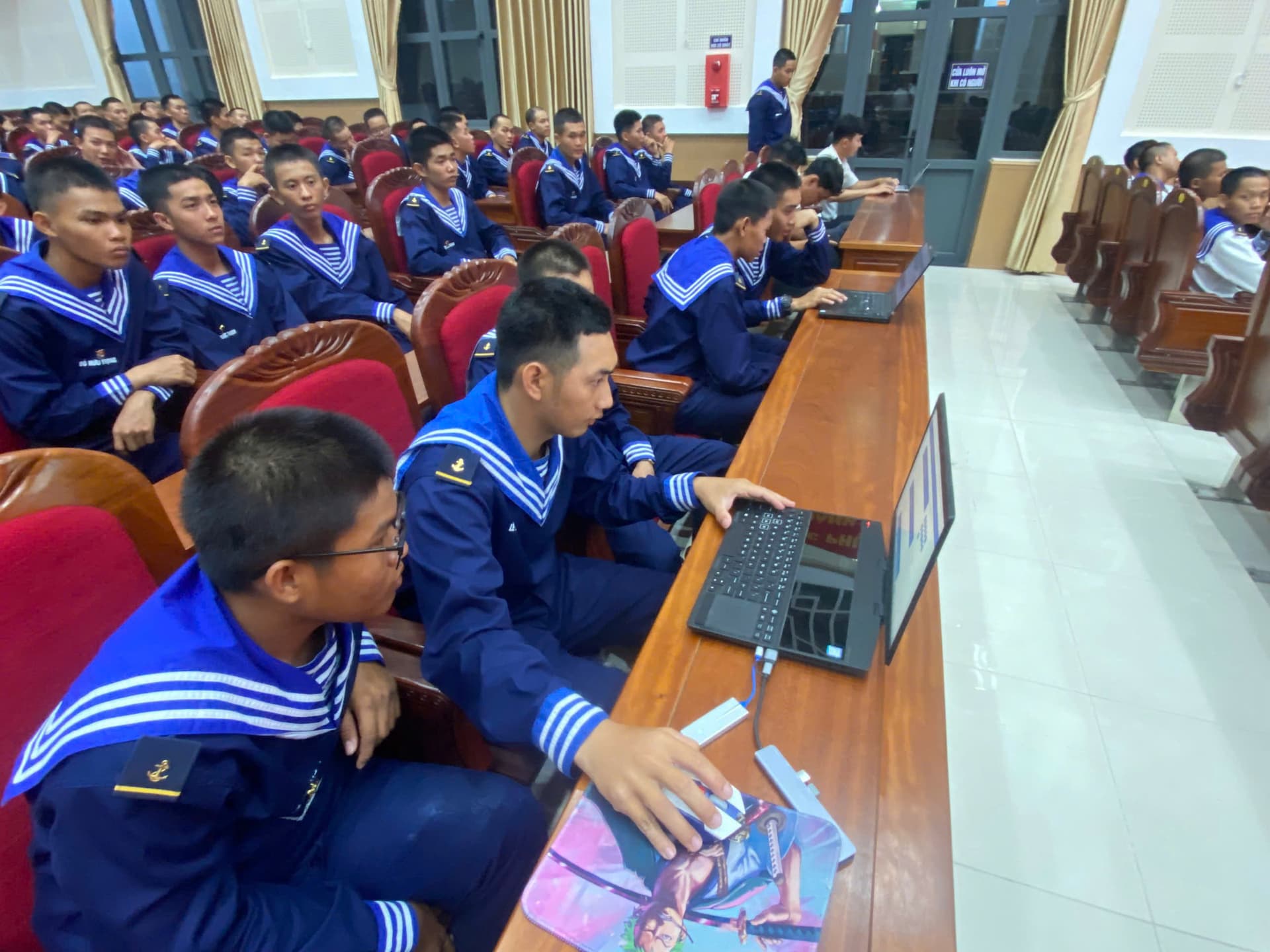 Vùng 2: Thi tìm hiểu biển đảo và truyền thống Hải quân nhân dân Việt Nam