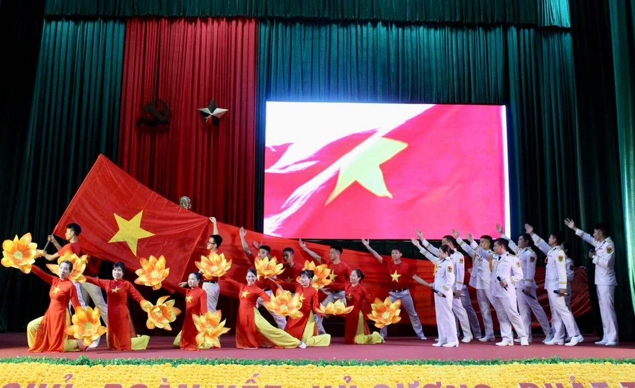 Vùng 2 Hải quân: Liên hoan văn nghệ quần chúng năm 2025