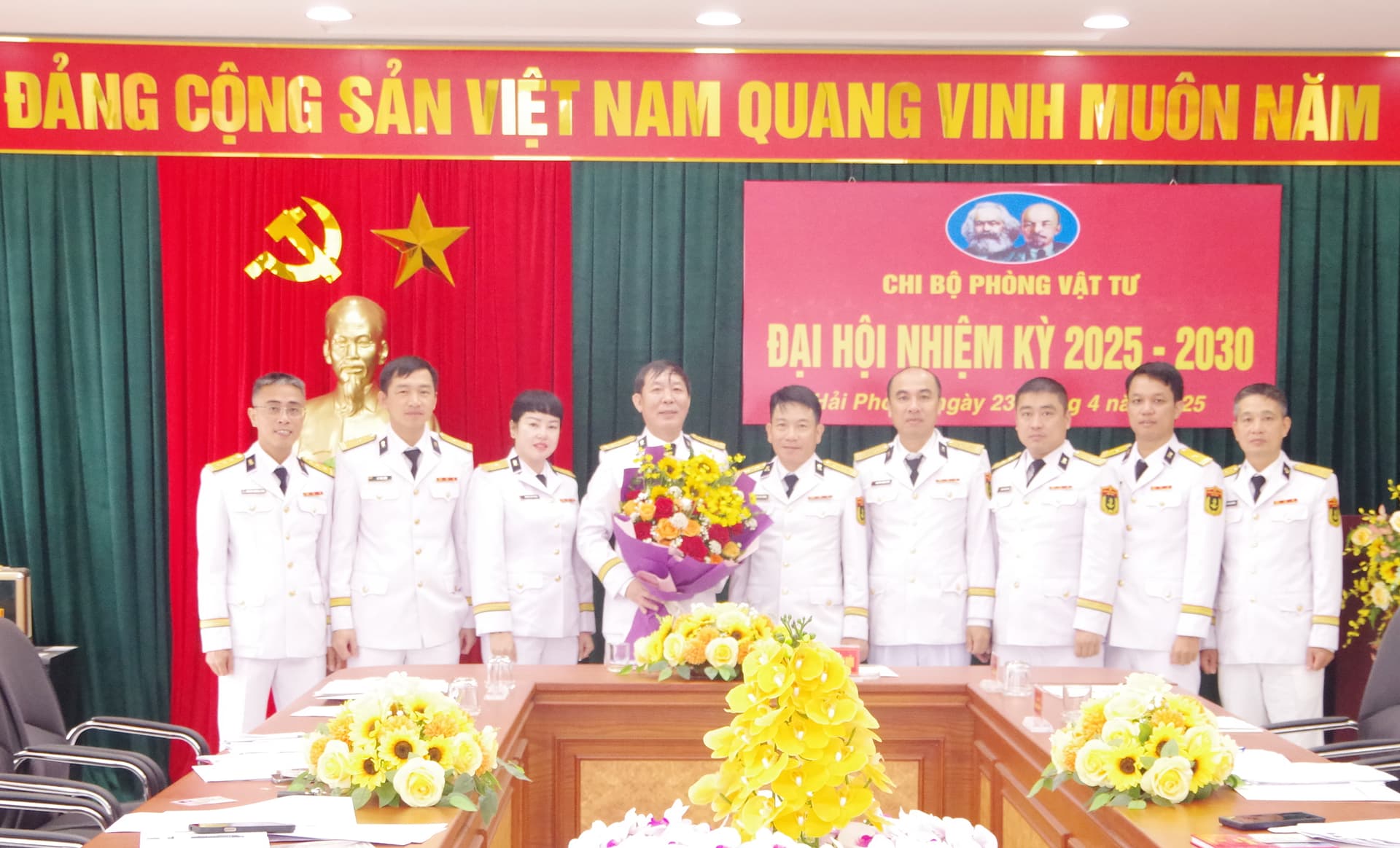 Chi bộ Phòng Vật tư tổ chức thành công Đại hội nhiệm kỳ 2025-2030