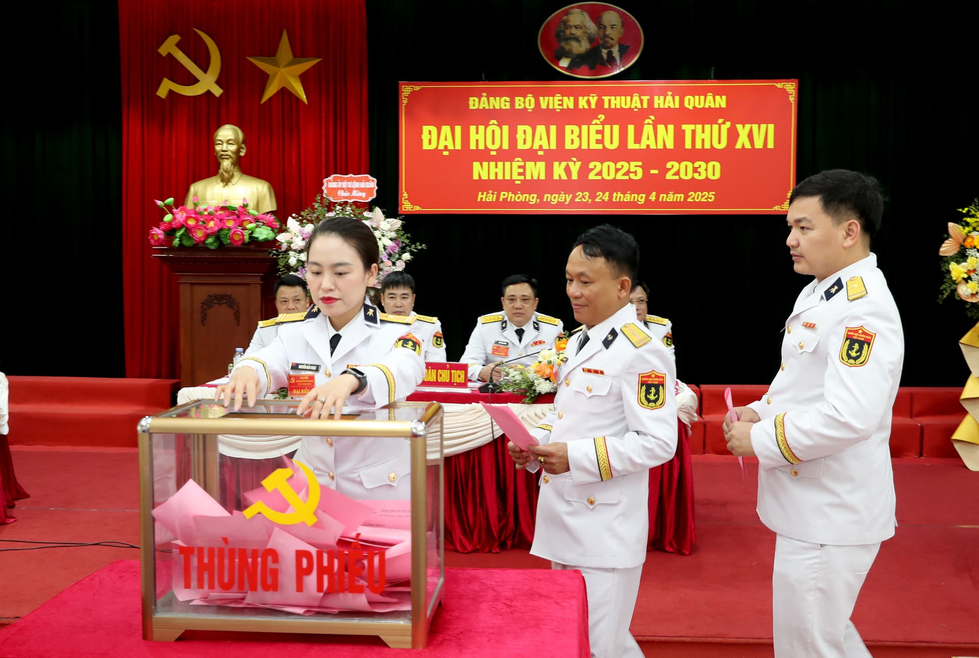 Đảng bộ Viện Kỹ thuật Hải quân: Lãnh đạo nâng cao khả năng tự chủ trong thiết kế, chế tạo vũ khí trang bị