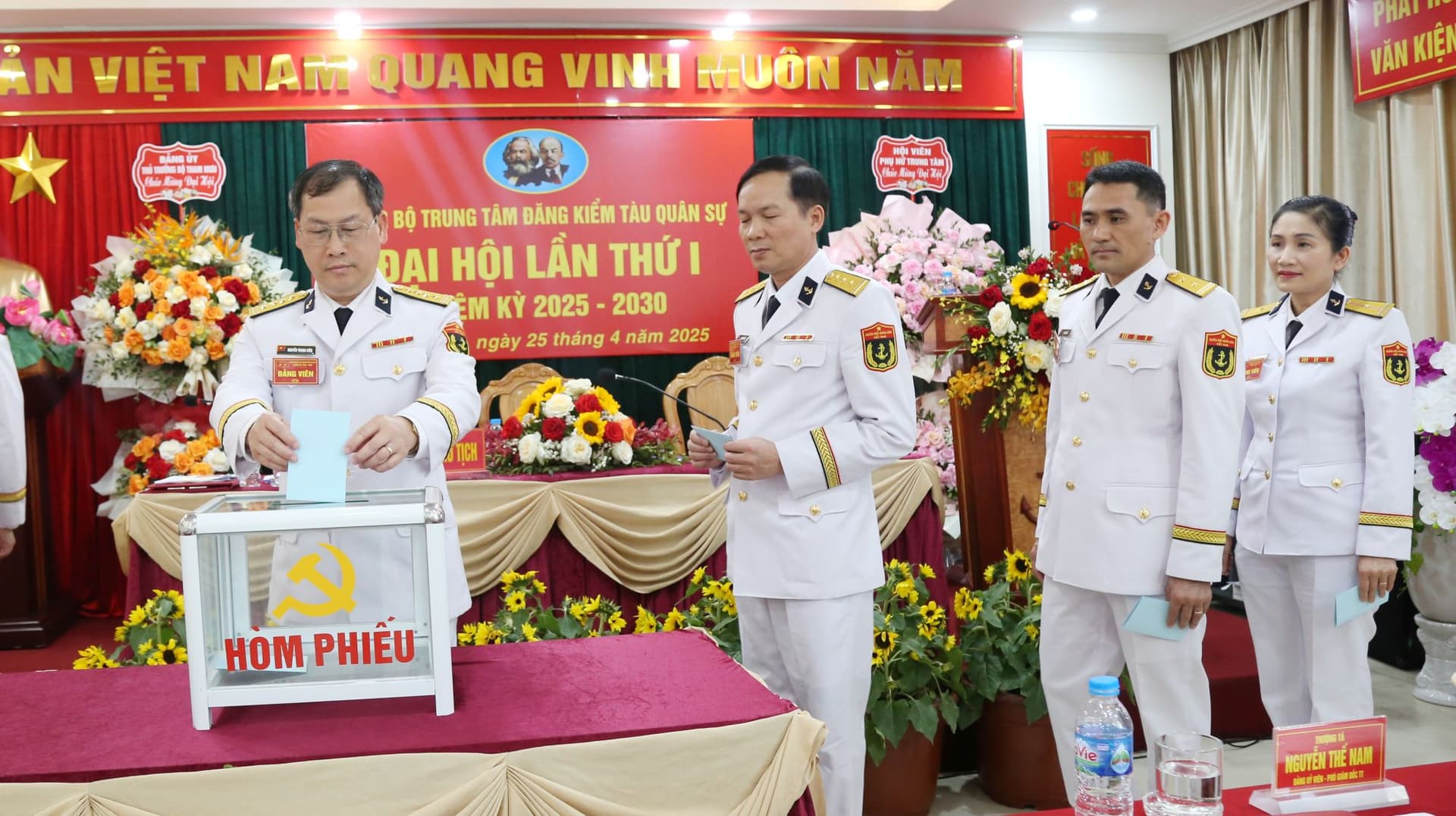 Đảng bộ Trung tâm Đăng kiểm tàu quân sự lãnh đạo nâng cao chất lượng công tác kiểm tra đăng kiểm