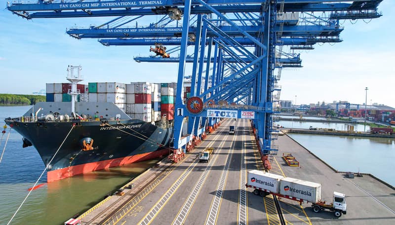 Cảng Quốc tế Tân cảng – Cái Mép: Đón tuyến dịch vụ VTI  do hãng tàu Interasia khai thác