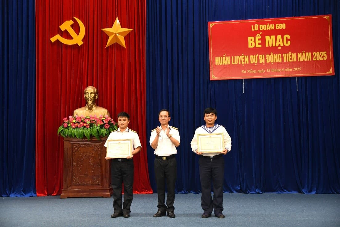 Lữ đoàn 680 bế mạc huấn luyện dự bị động viên năm 2025