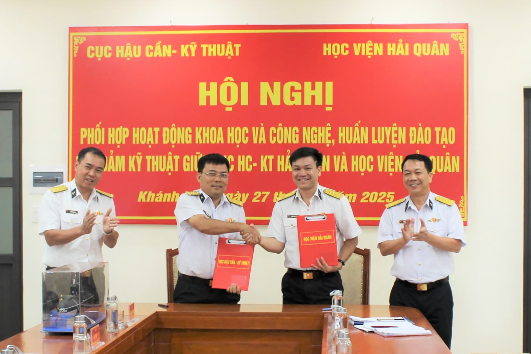 Học viện Hải quân và Cục Hậu cần-Kỹ thuật Hải quân tổ chức hội nghị phối hợp hoạt động