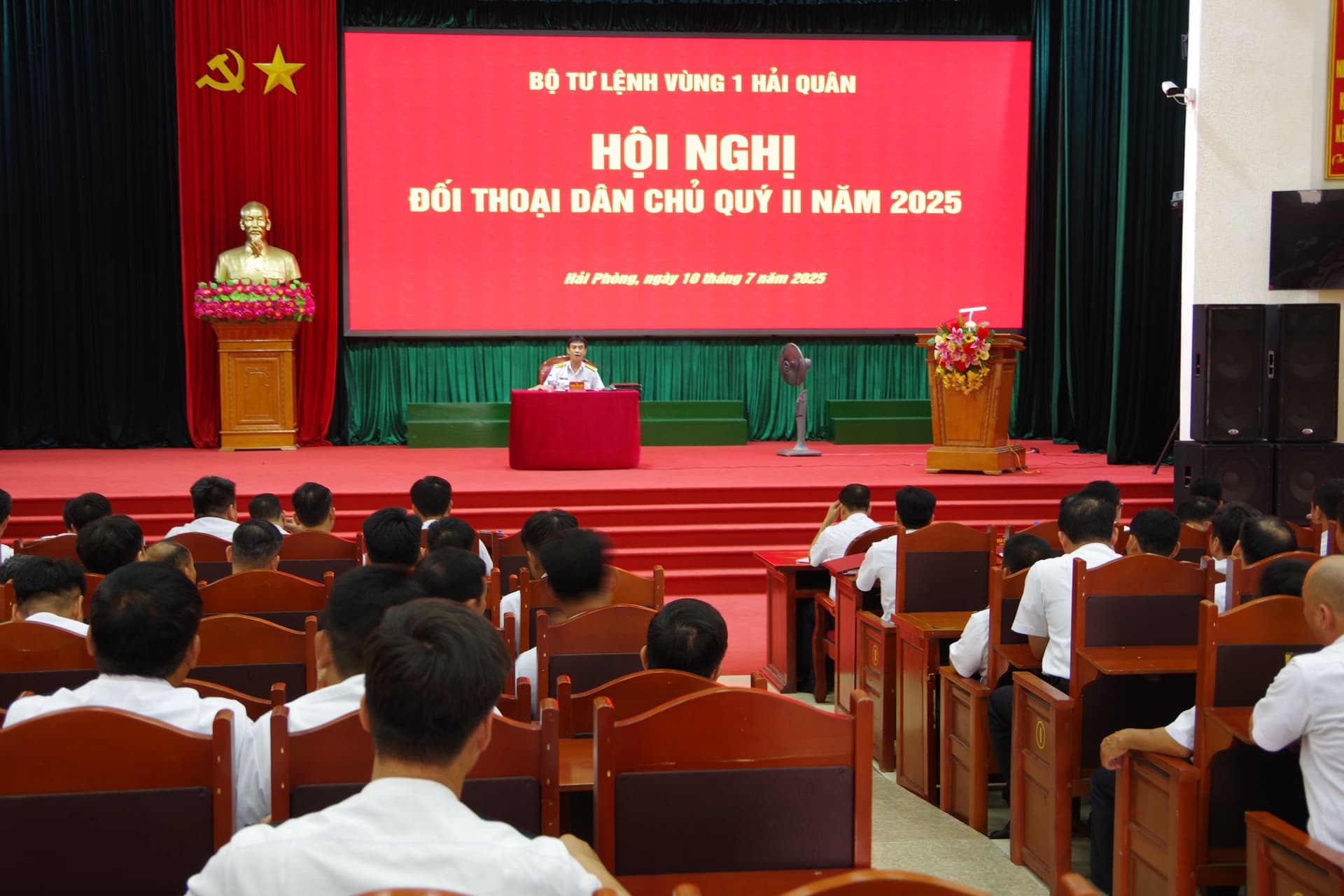 Thủ trưởng Bộ Tư lệnh Vùng 1: Đối thoại dân chủ  với cán bộ, chiến sĩ Lữ đoàn 679