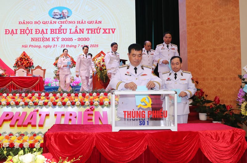 Đại hội Đảng bộ Quân chủng Hải quân: Bầu đoàn đại biểu dự Đại hội Đảng bộ Quân đội lần thứ XII