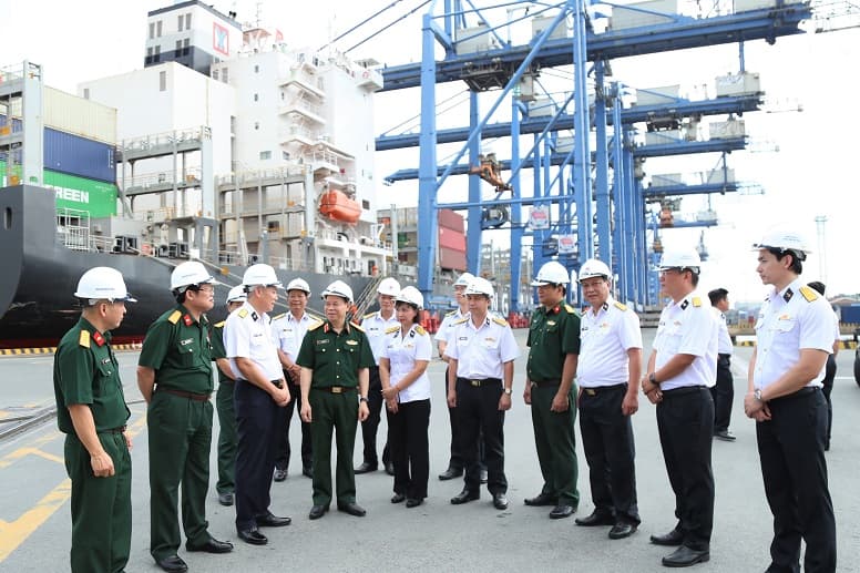 Đoàn công tác Viện Kiểm sát quân sự Trung ương thăm và làm việc tại Tổng công ty Tân cảng Sài Gòn