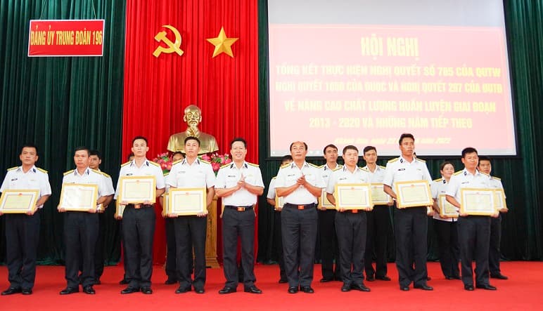 Đảng ủy Trung đoàn 196: Nhiều giải pháp nâng cao chất lượng công tác huấn luyện, SSCĐ