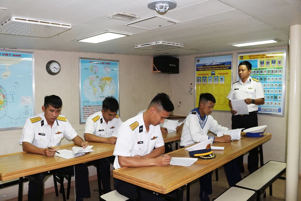 Lữ đoàn 162 kiểm tra đơn vị VMTD mẫu mực, tiêu biểu 6 tháng đầu năm 2022