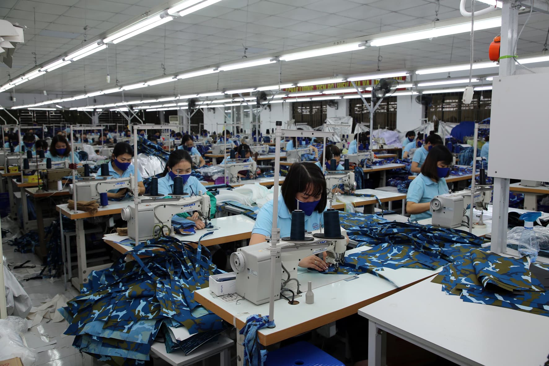 Xưởng may 7-5 Hải quân: Nỗ lực sản xuất trong điều kiện khó khăn