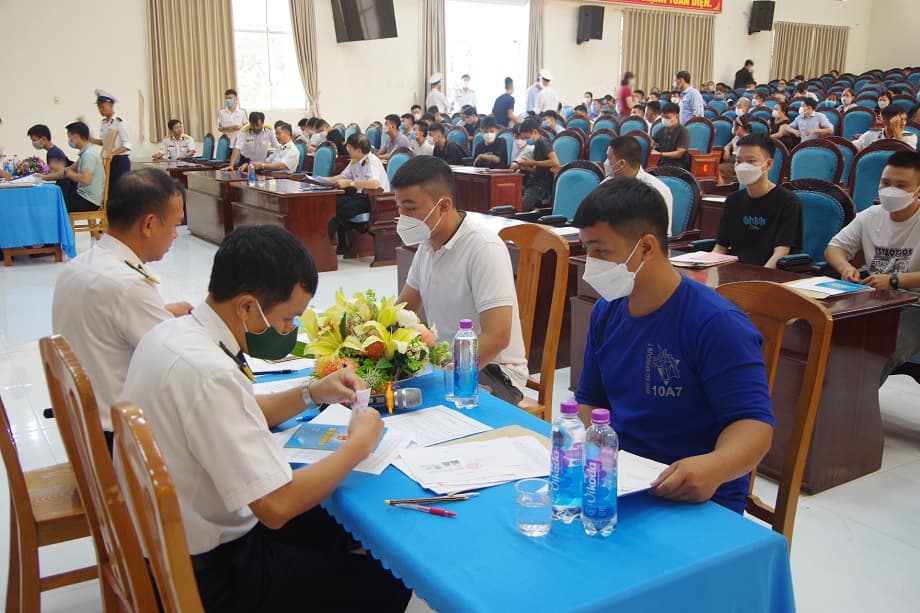 Học viện Hải quân tiếp nhận học viên Khoá 67