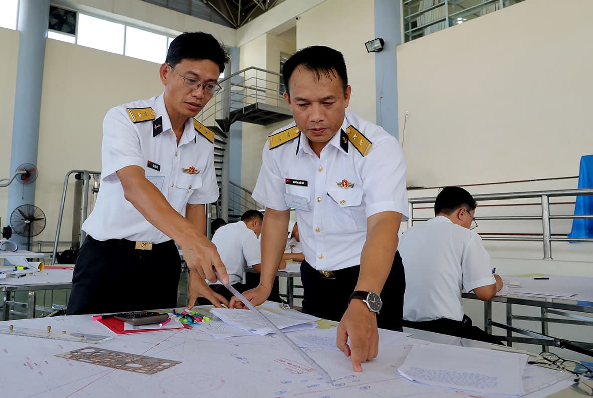 Sôi nổi Hội thi hải đội trưởng, chính trị viên hải đội