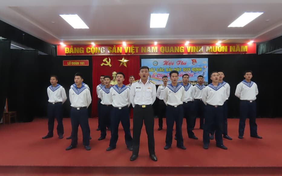 Đoàn cơ sở Lữ đoàn 161: Hội thi hát các bài hát quy định trong Quân đội
