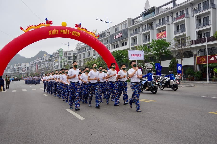 Tuổi trẻ Vùng 1 tham gia giải chạy tập thể do tỉnh đoàn Quảng Ninh tổ chức