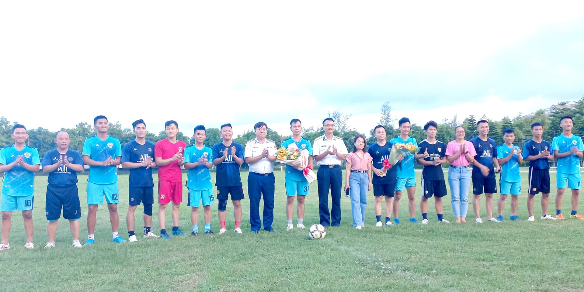 Hải đội 137 giao hữu thể thao với Đoàn đặc nhiệm phòng chống tội phạm ma túy số 2
