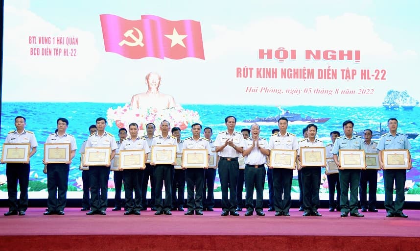 Cụm lực lượng Hải quân 1 diễn tập năm 2022