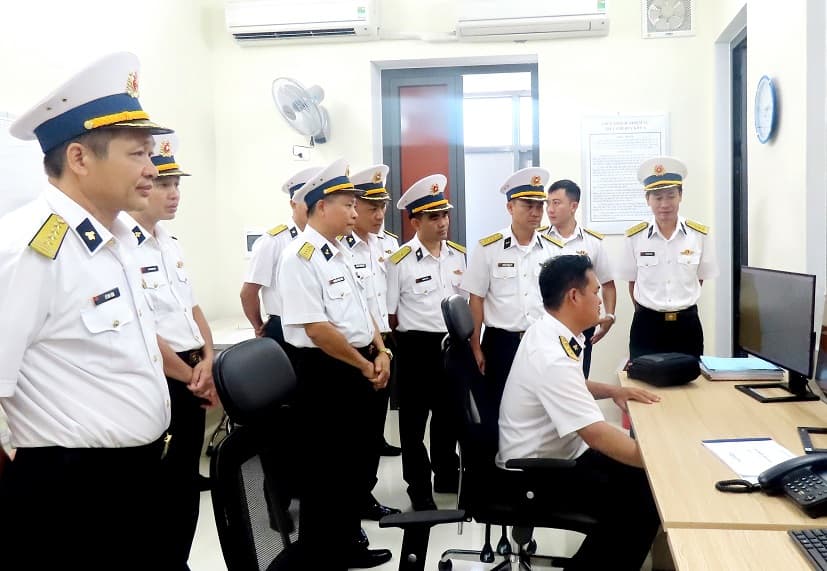 Vùng 3 kiểm tra các đơn vị đóng quân trên địa bàn tỉnh Bình Định
