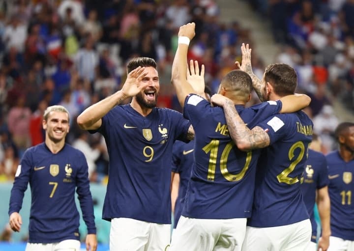 Pháp 4-1 Australia: Sức mạnh nhà vô địch